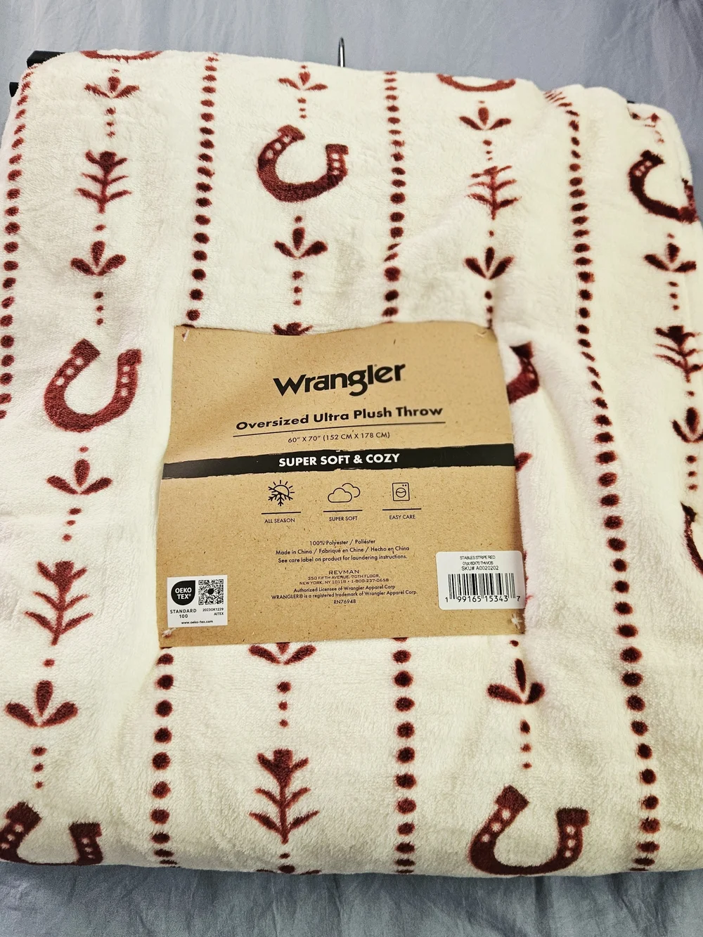 Wrangler Cream & Burgundy Horseshoe Oversized Plush Throw NWT
